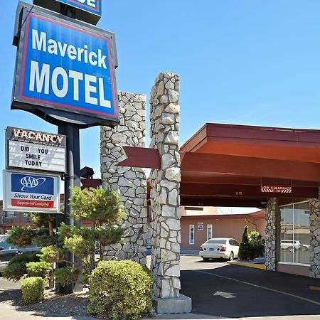 Maverick Motel クラマス・フォールズ エクステリア 写真